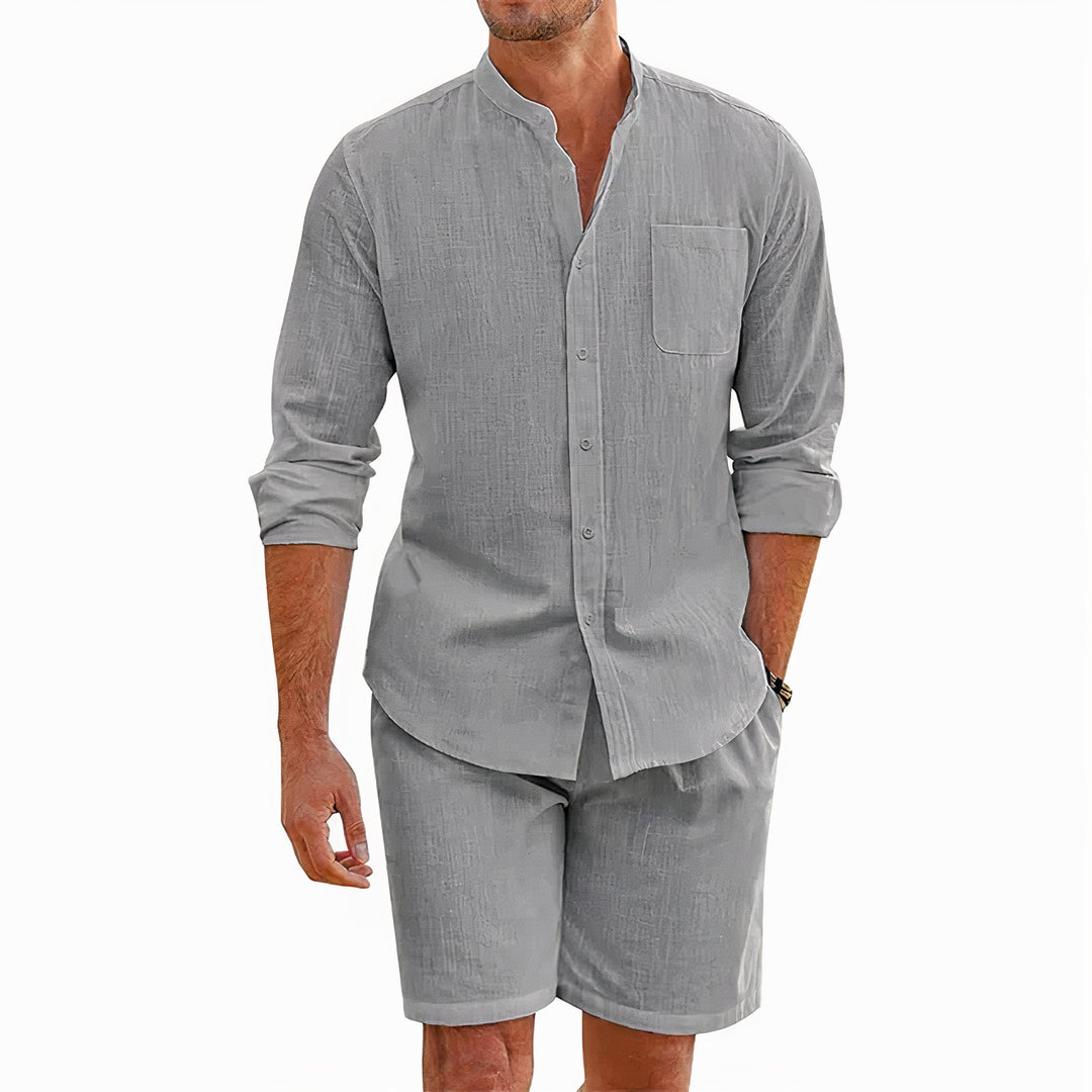 Premium linen polo and shorts set for men, offering lightweight fabric and elegant design for maximum comfort on summer days.






