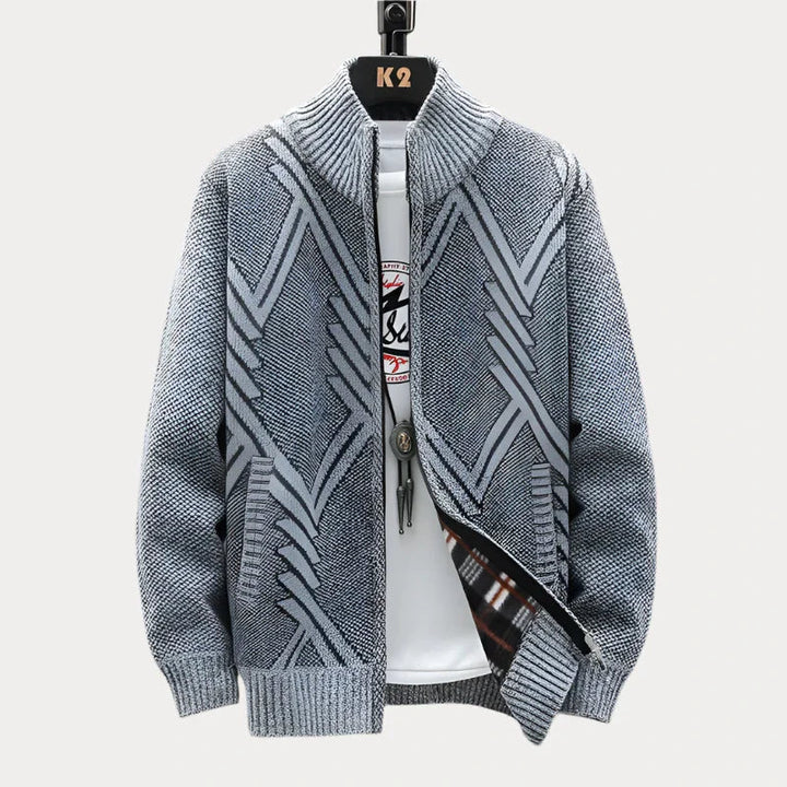 Elegant and comfortable men's zip-up cardigan, perfect for layering on autumn days.







