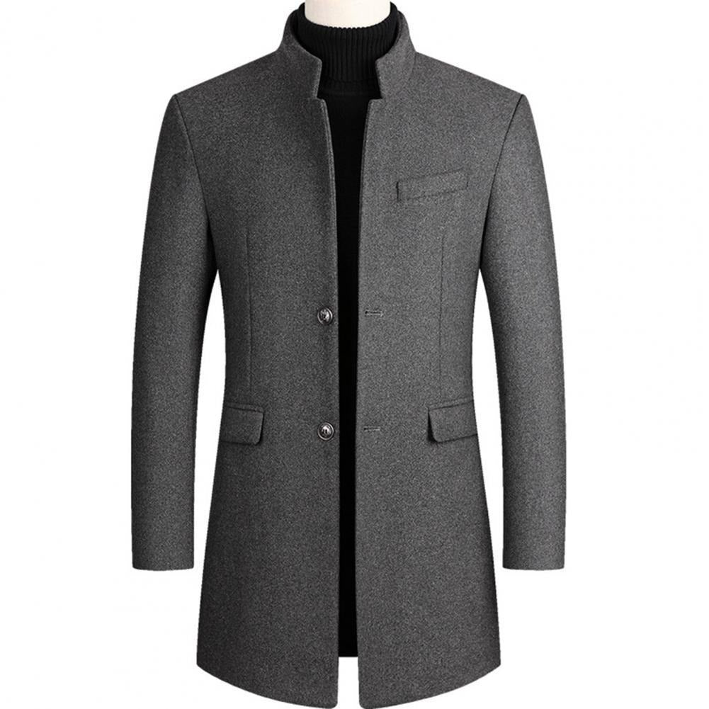 Men’s classic coat for autumn, offering timeless style and warmth for cooler days.