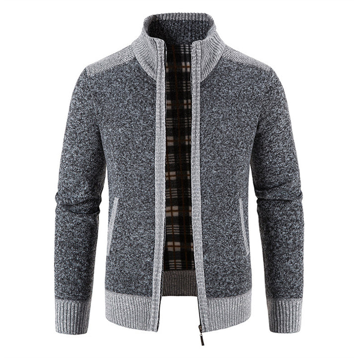 Cozy and stylish cardigan ideal for autumn days, offering comfort and warmth for casual and dressy looks.