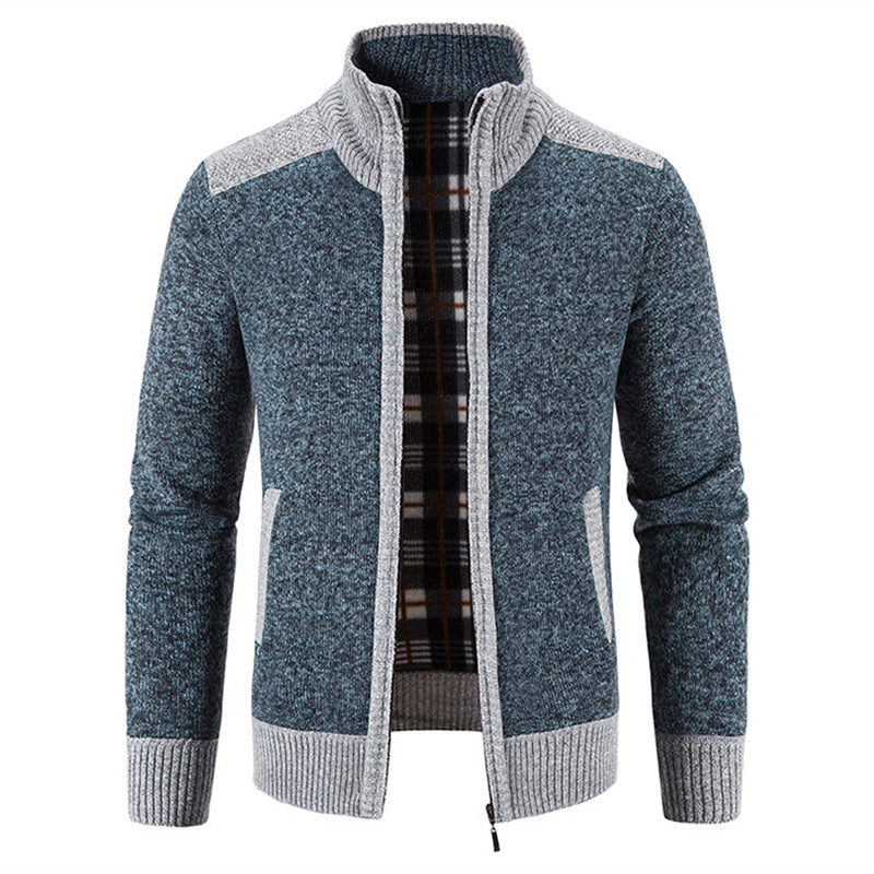 Cozy and stylish cardigan ideal for autumn days, offering comfort and warmth for casual and dressy looks.